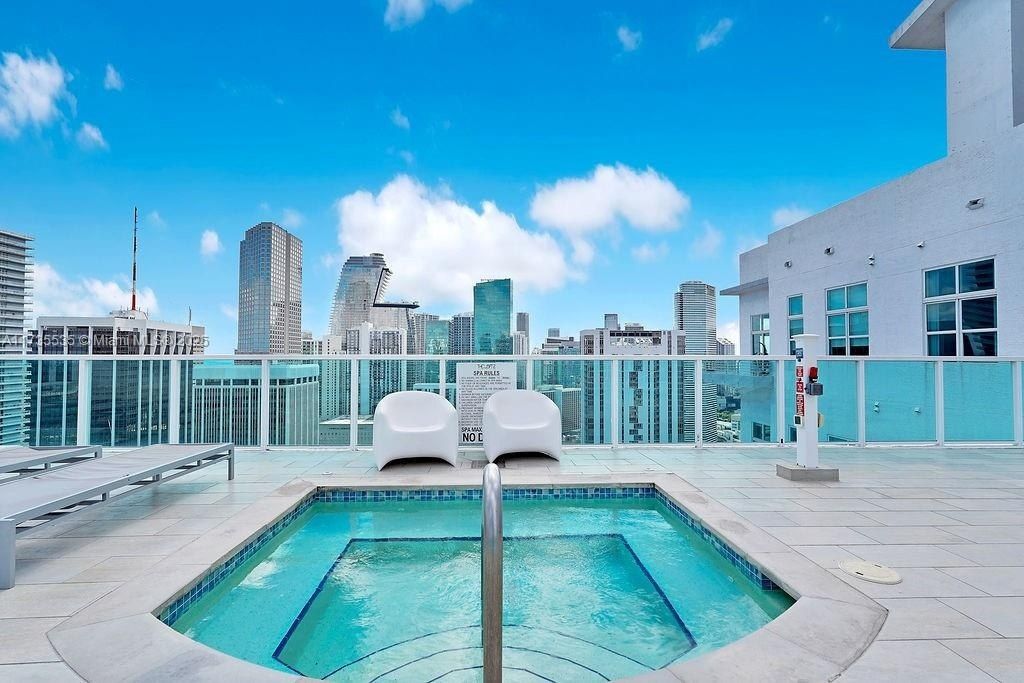 133 NE 2nd Ave, Unit 3017, Miami, FL 33132 Photo