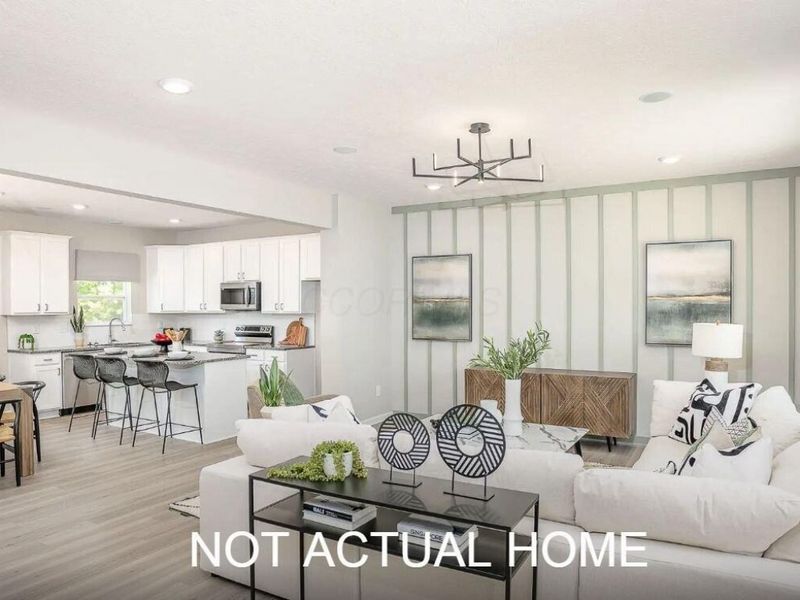 2747 Mchenry Drive, Columbus, OH 43207 Photo 5