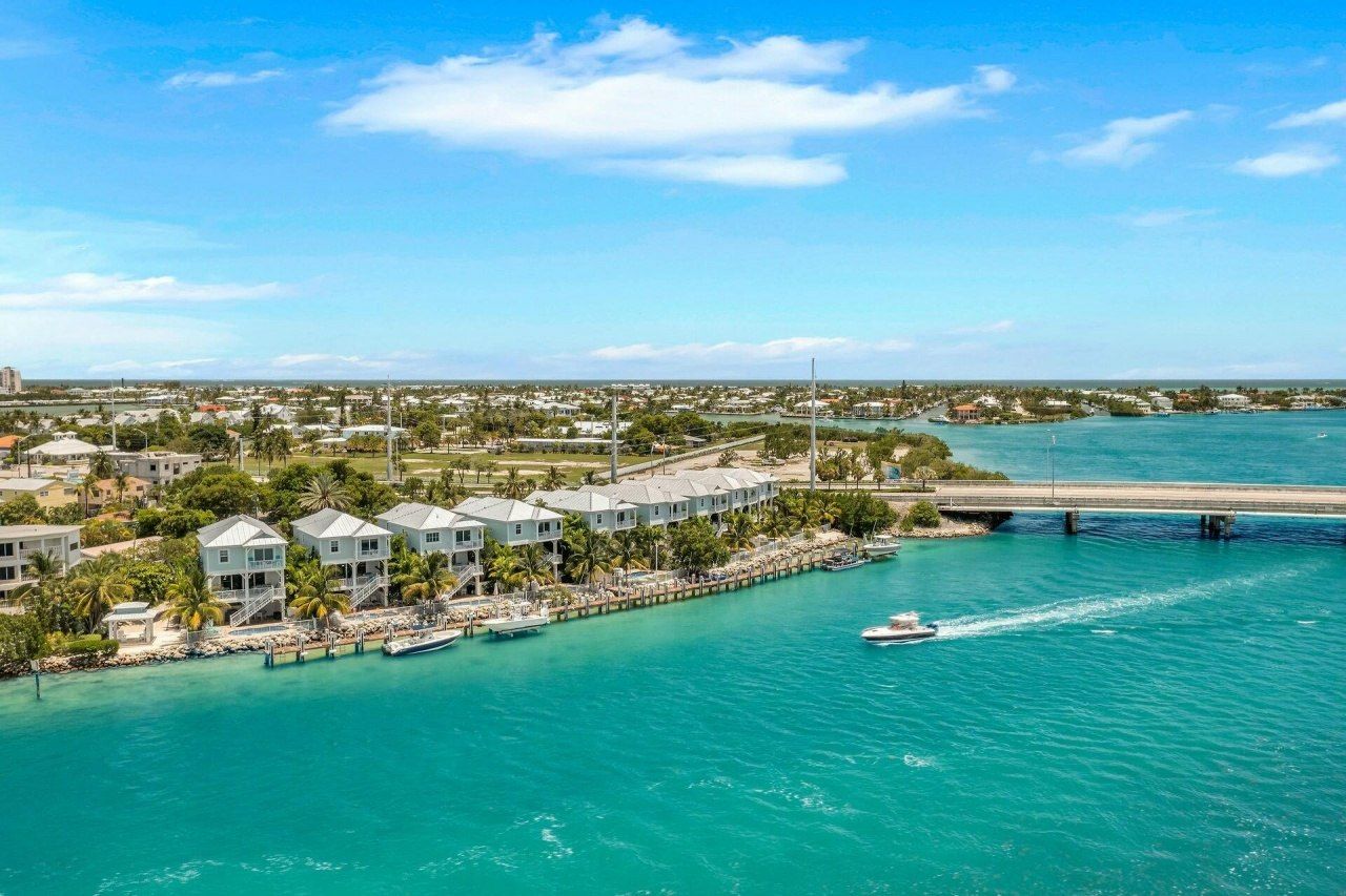 11890 1st Ave Gulf, Unit 3, Marathon, FL 33050 Photo