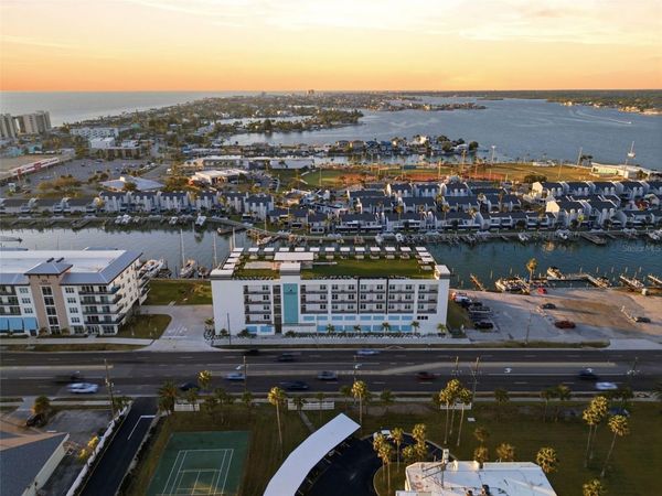 400 150TH AVENUE, Unit 206, MADEIRA BEACH, FL 33708