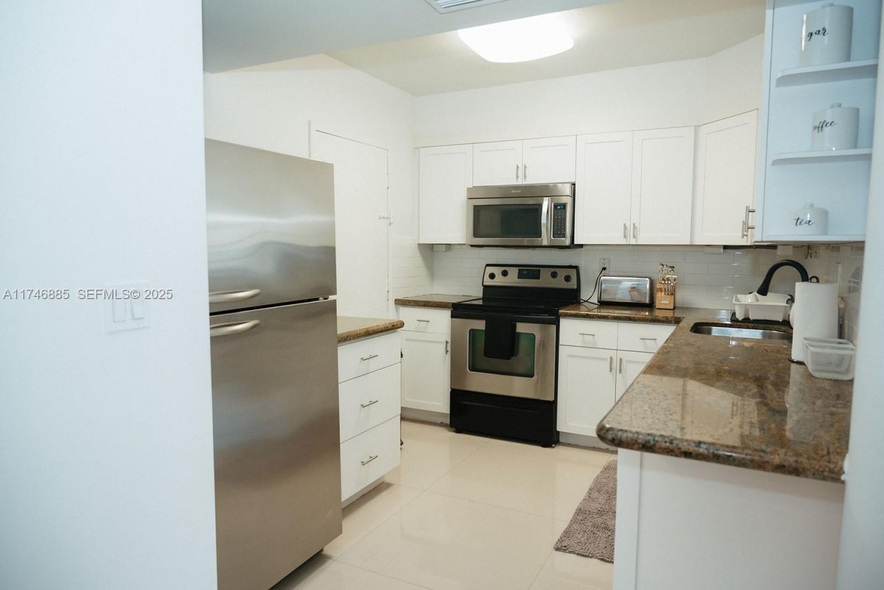 3725 S Ocean Dr, Unit 1019, Hollywood, FL 33019 Photo