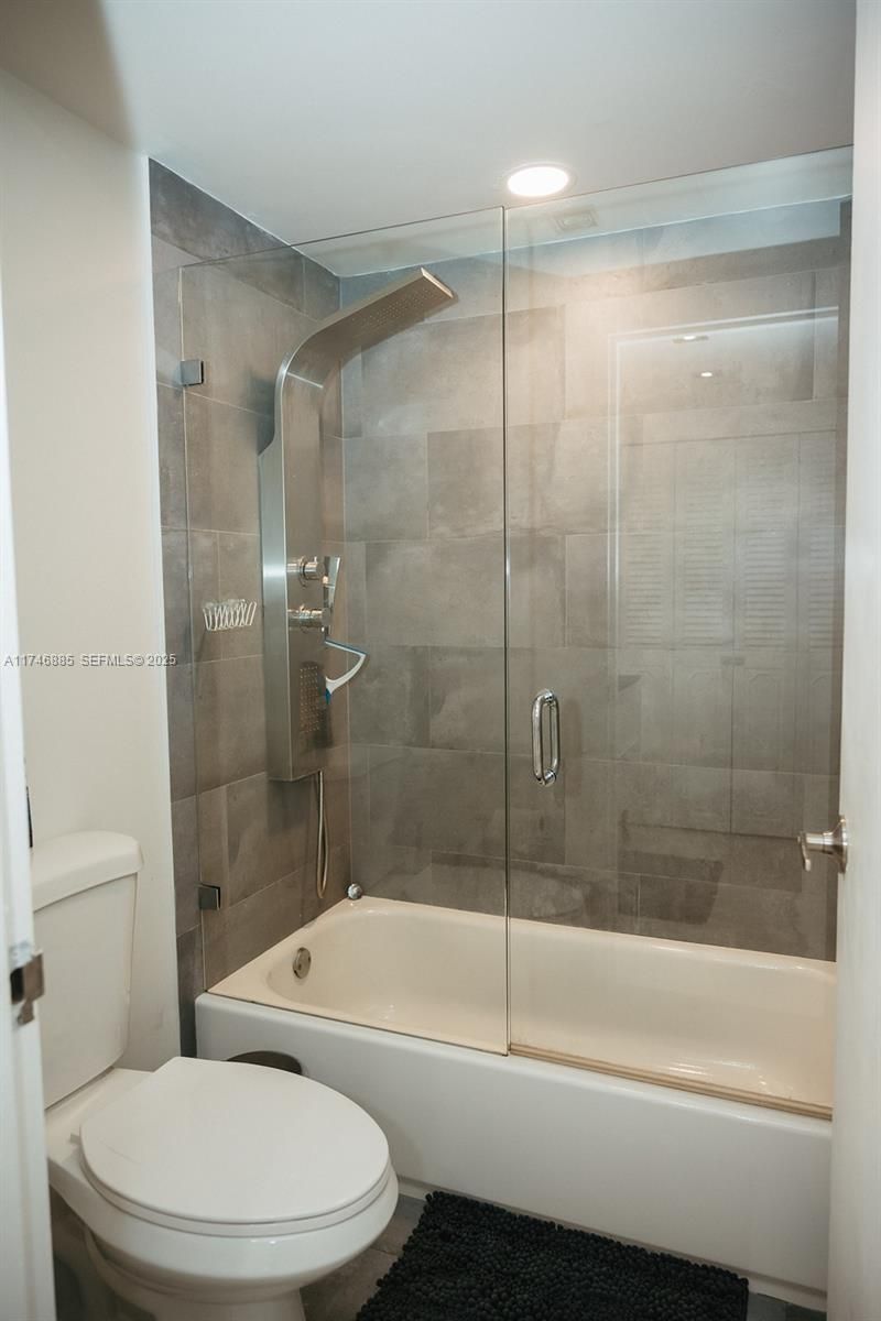 3725 S Ocean Dr, Unit 1019, Hollywood, FL 33019 Photo