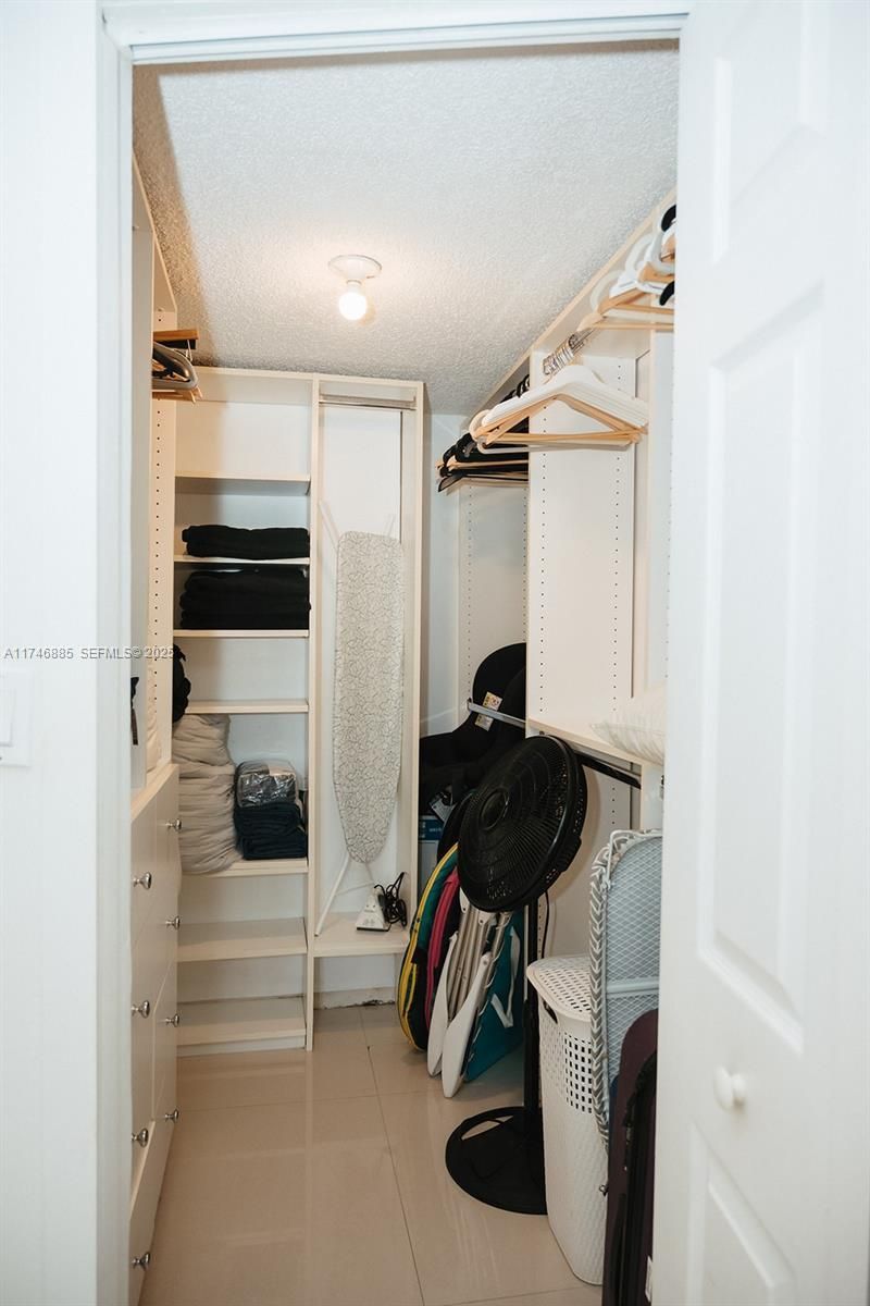 3725 S Ocean Dr, Unit 1019, Hollywood, FL 33019 Photo