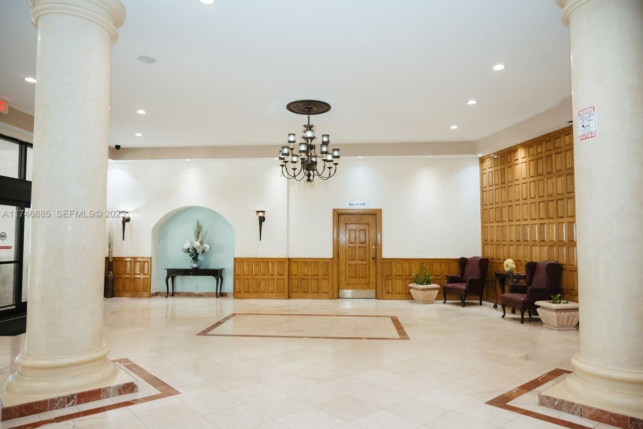 3725 S Ocean Dr, Unit 1019, Hollywood, FL 33019 Photo