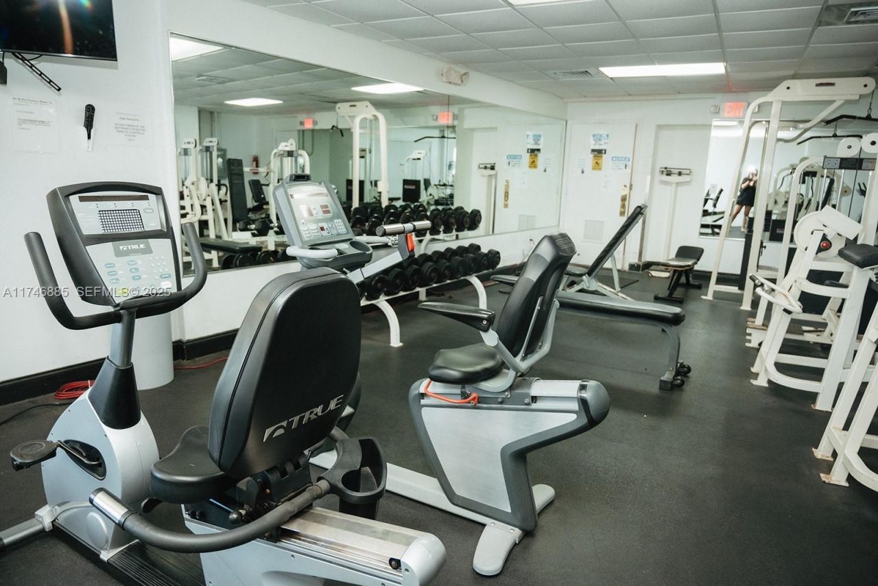 3725 S Ocean Dr, Unit 1019, Hollywood, FL 33019 Photo