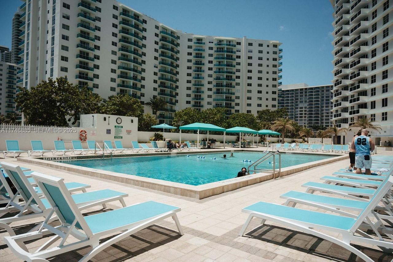 3725 S Ocean Dr, Unit 1019, Hollywood, FL 33019 Photo