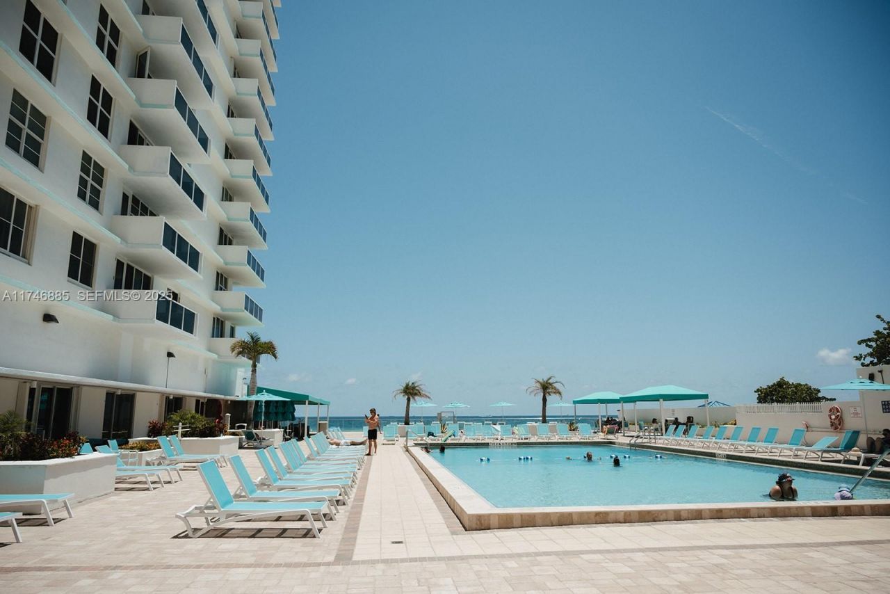 3725 S Ocean Dr, Unit 1019, Hollywood, FL 33019 Photo