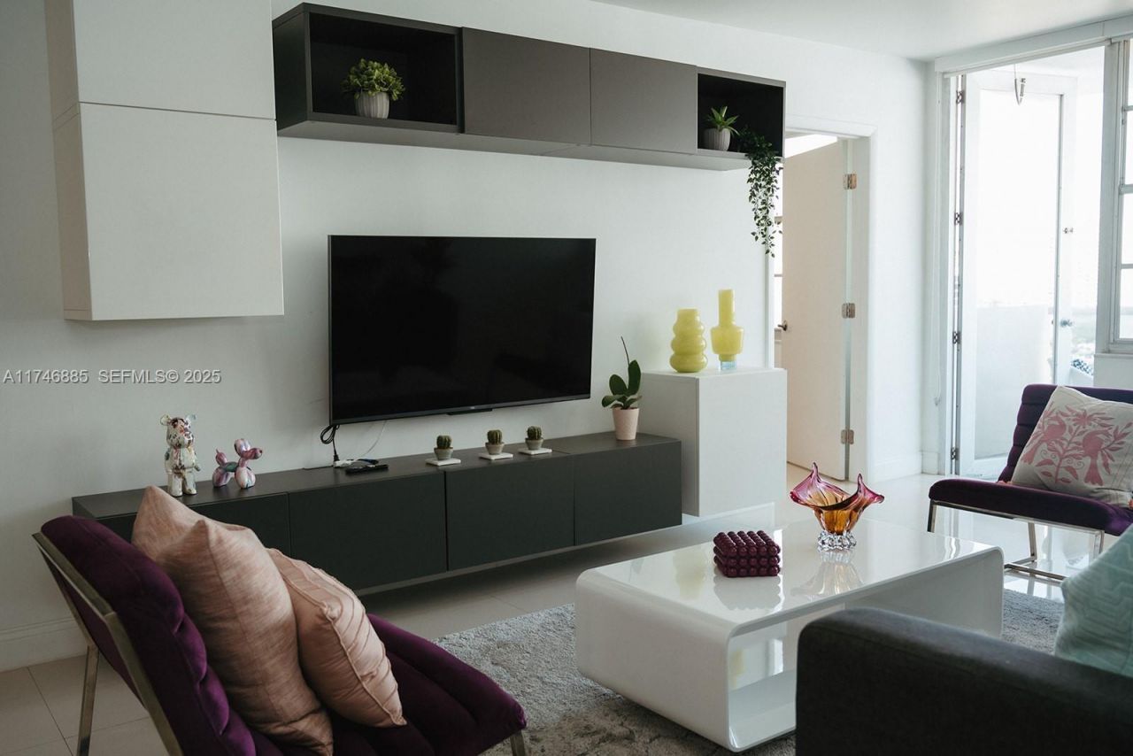 3725 S Ocean Dr, Unit 1019, Hollywood, FL 33019 Photo