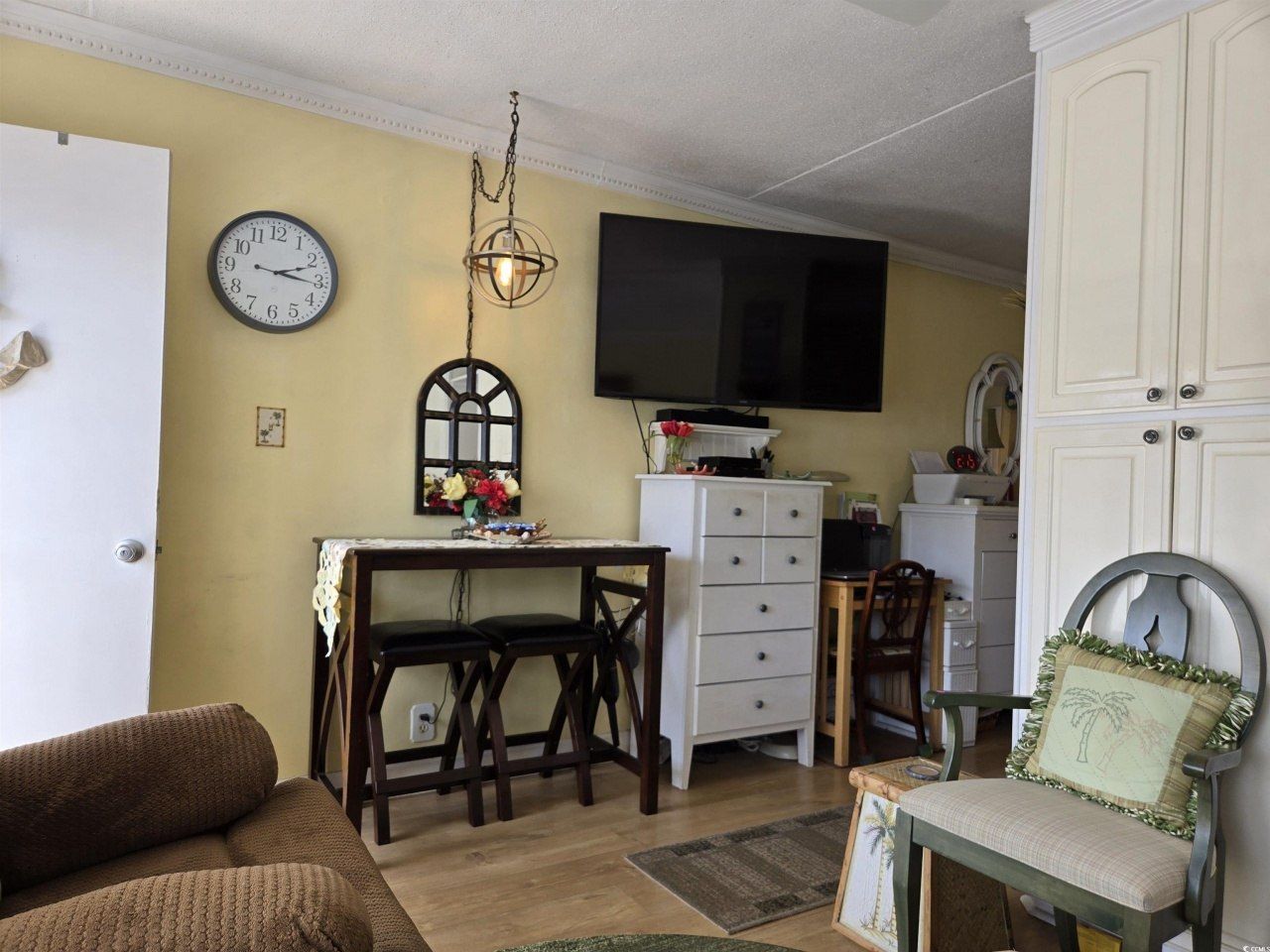 2204 S Perrin Dr. Photo 17