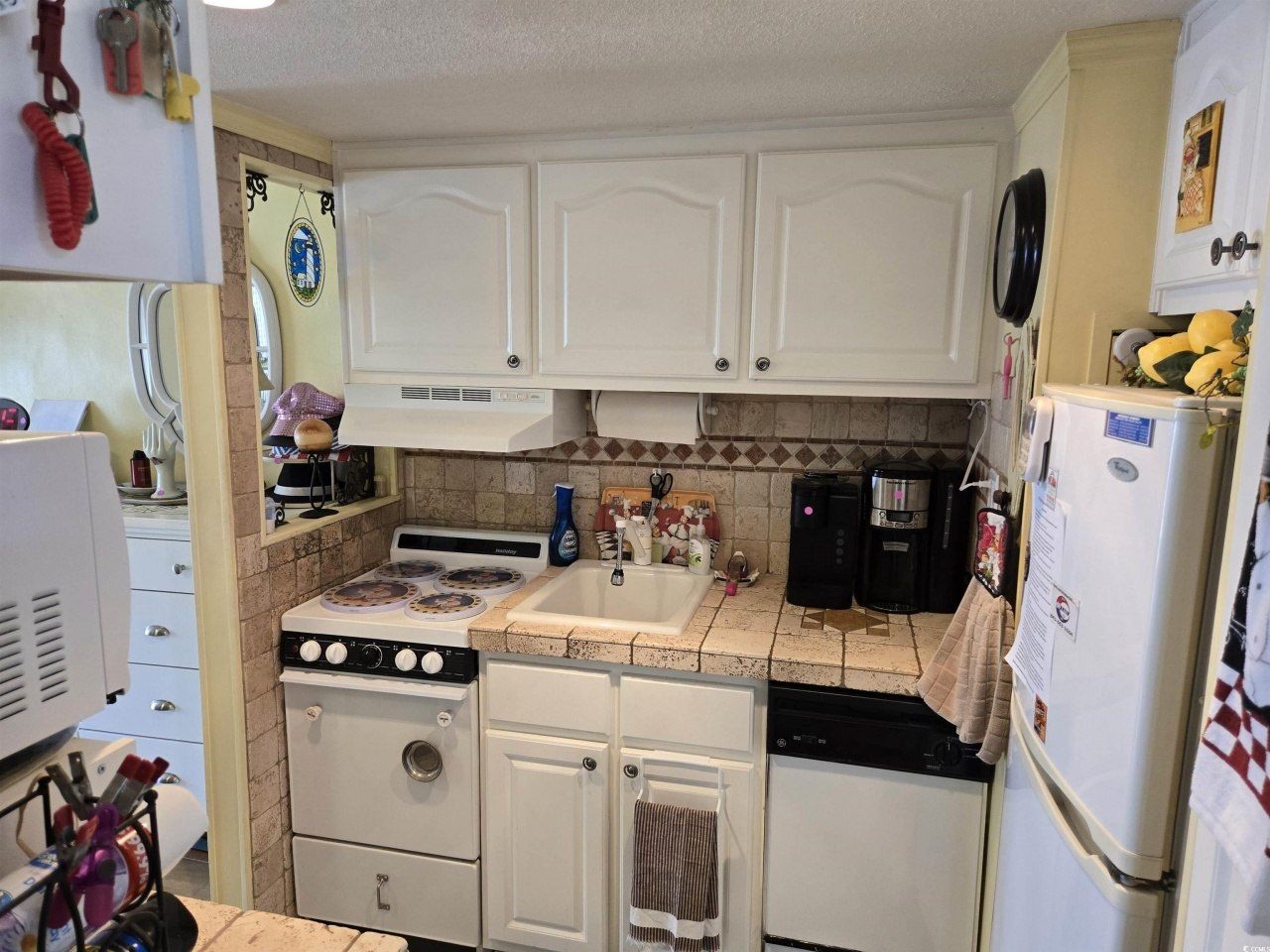 2204 S Perrin Dr. Photo 22