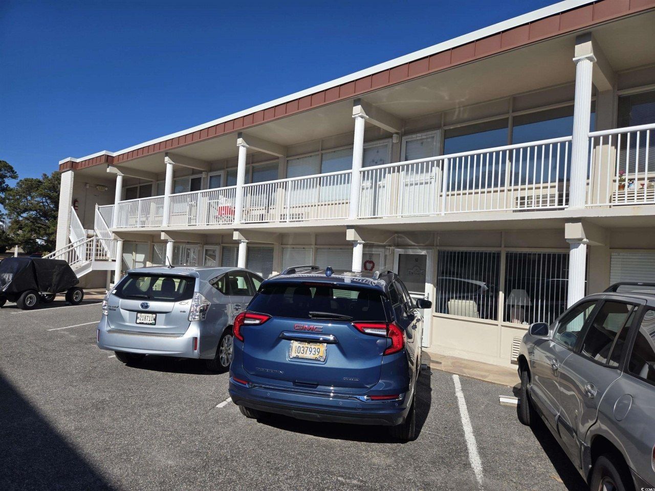 2204 S Perrin Dr. Photo 4