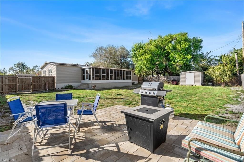 8405 Nault Rd, North Fort Myers, FL 33917 Photo