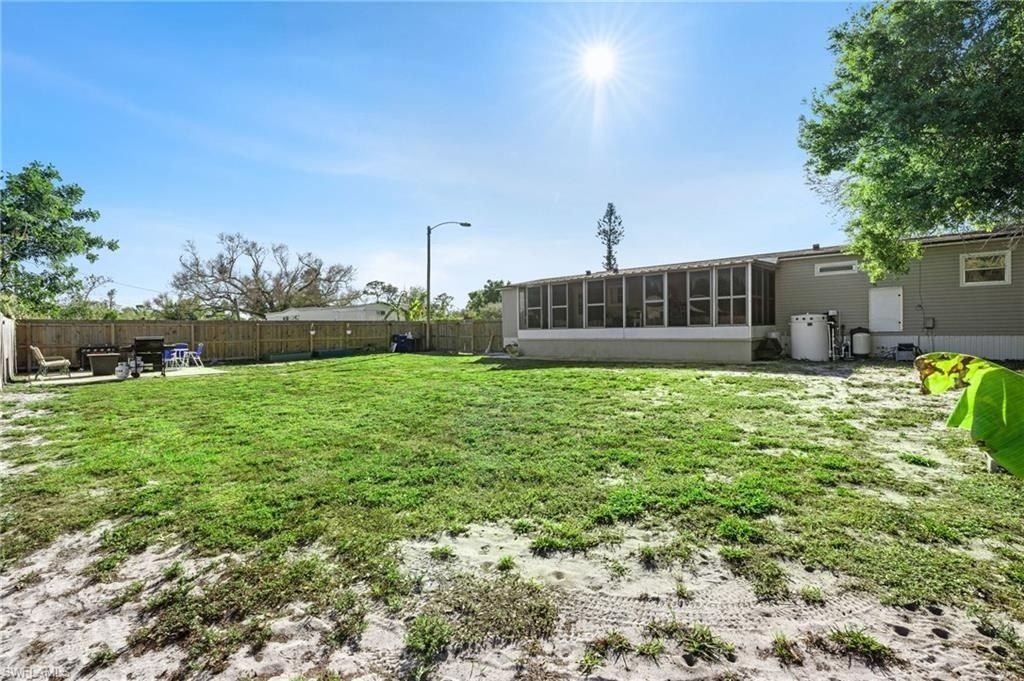 8405 Nault Rd, North Fort Myers, FL 33917 Photo