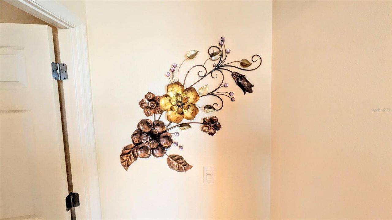 750 N Tamiami Trail, Unit 1404, Sarasota, FL 34236 Photo