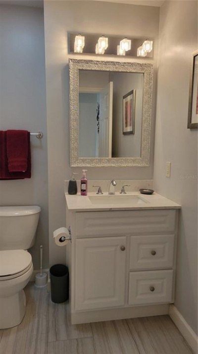 750 N Tamiami Trail, Unit 1404, Sarasota, FL 34236 Photo