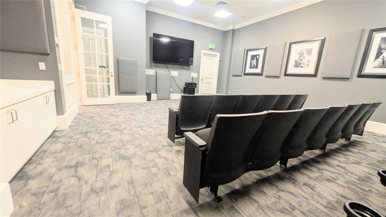 750 N Tamiami Trail, Unit 1404, Sarasota, FL 34236 Photo