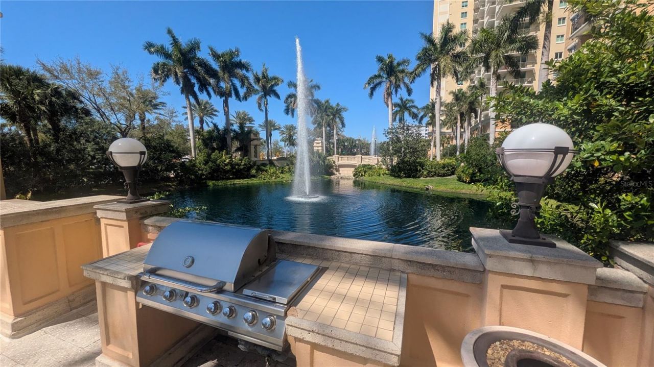 750 N Tamiami Trail, Unit 1404, Sarasota, FL 34236 Photo