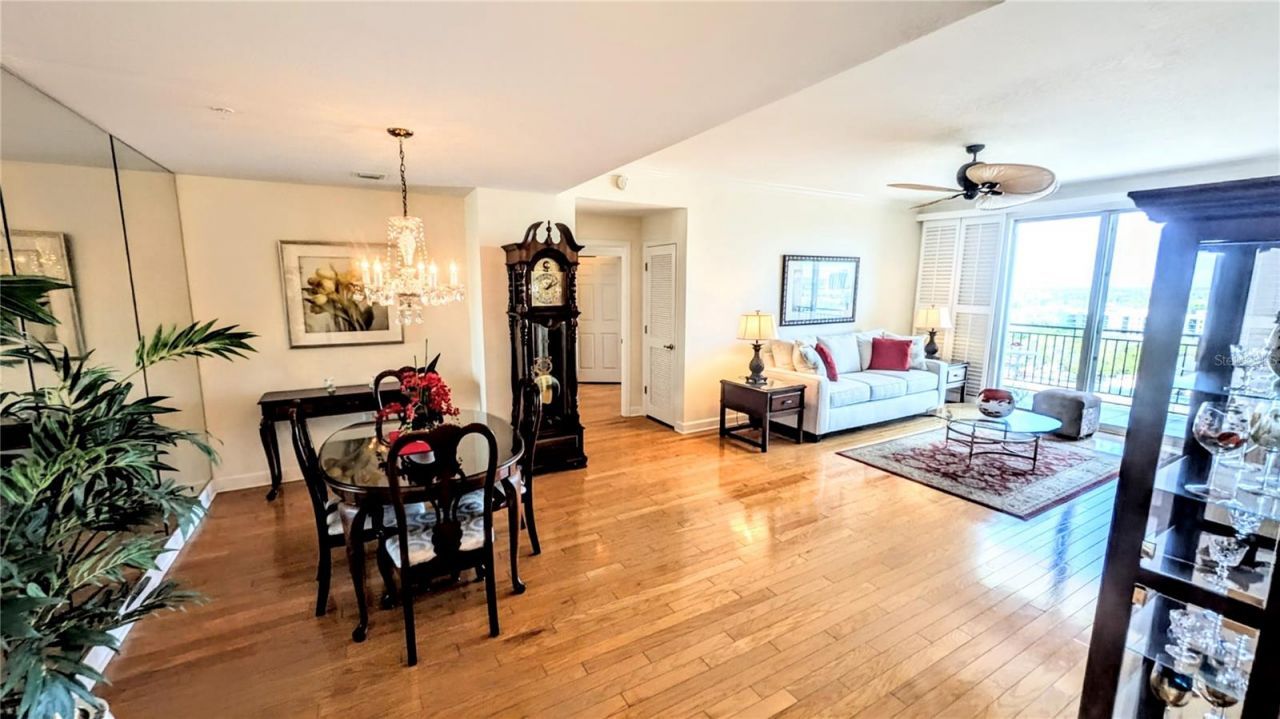 750 N Tamiami Trail, Unit 1404, Sarasota, FL 34236 Photo