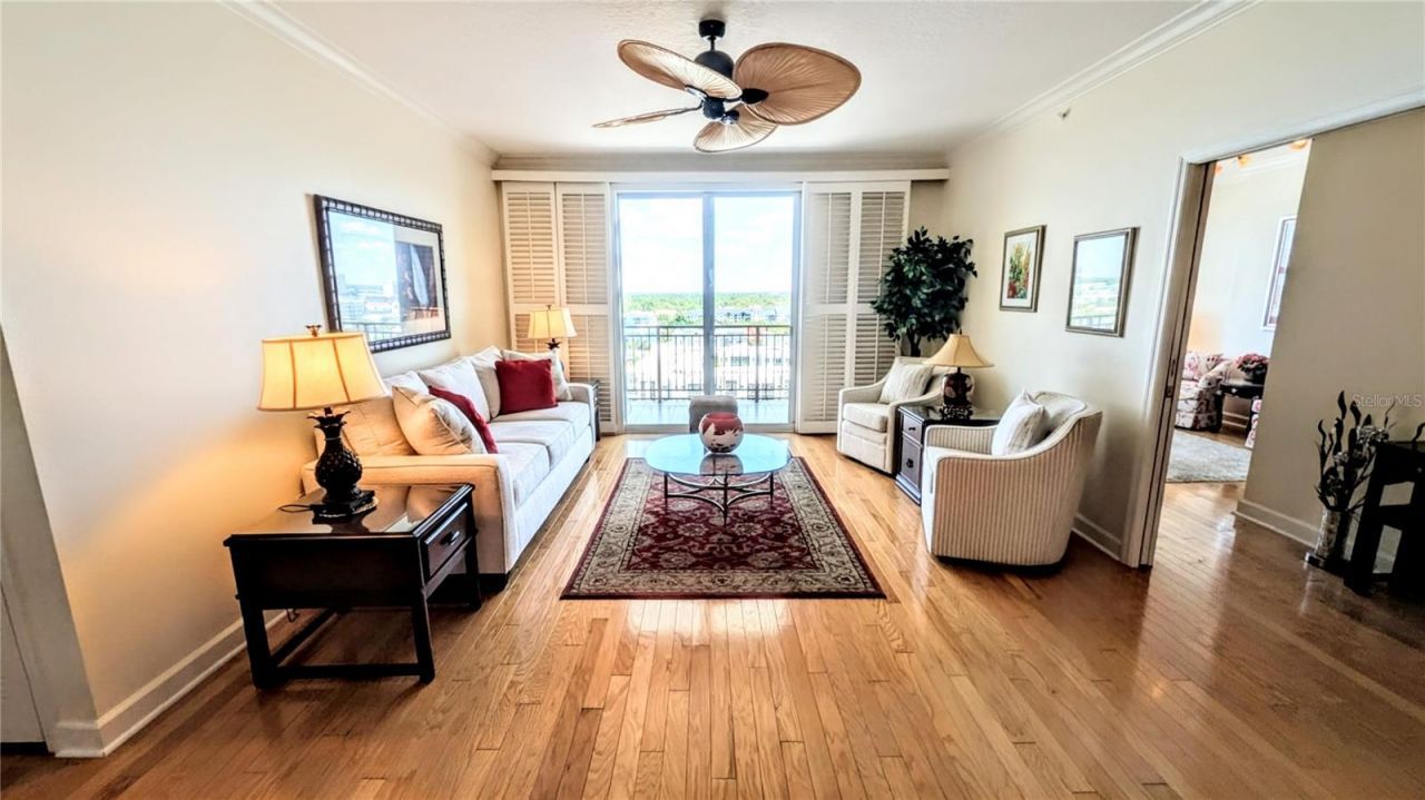 750 N Tamiami Trail, Unit 1404, Sarasota, FL 34236 Photo