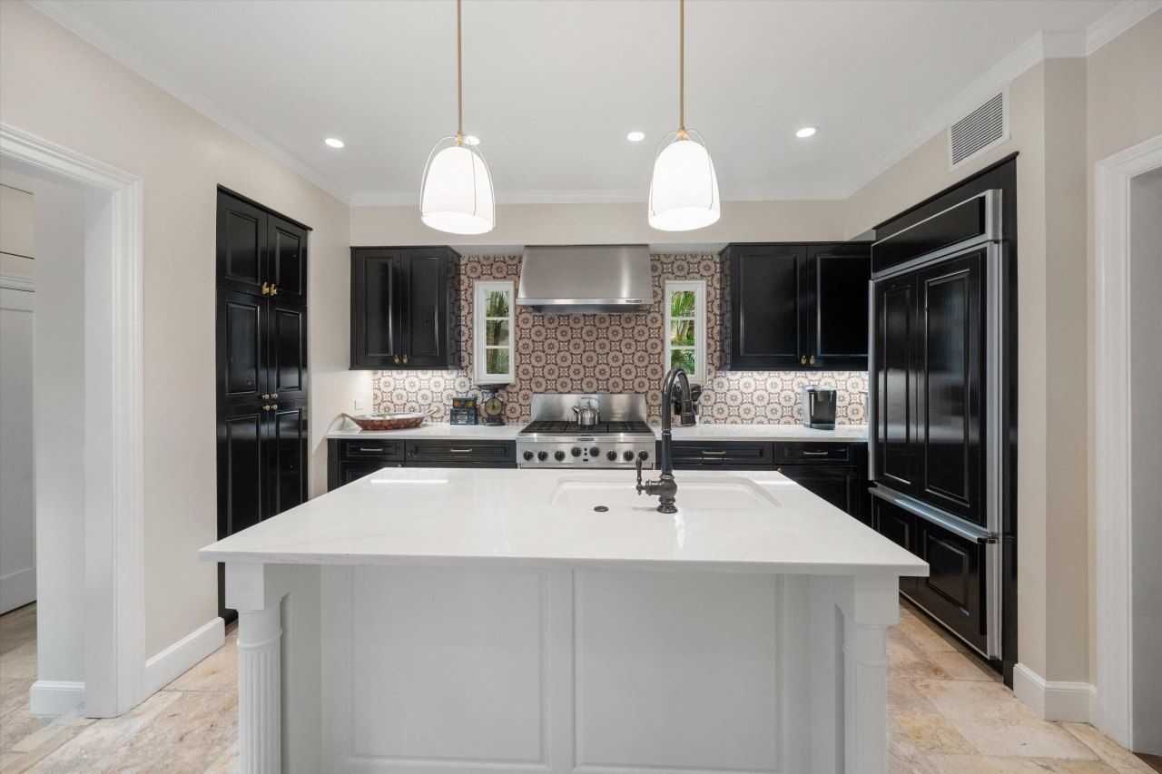 2411 Aravale Road, West Palm Beach, FL 33401 Photo