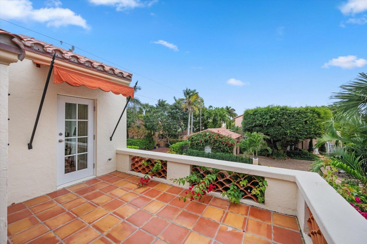 2411 Aravale Road, West Palm Beach, FL 33401 Photo