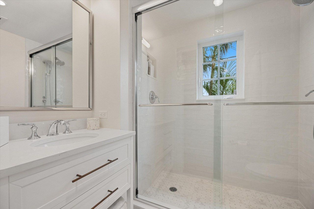 2411 Aravale Road, West Palm Beach, FL 33401 Photo