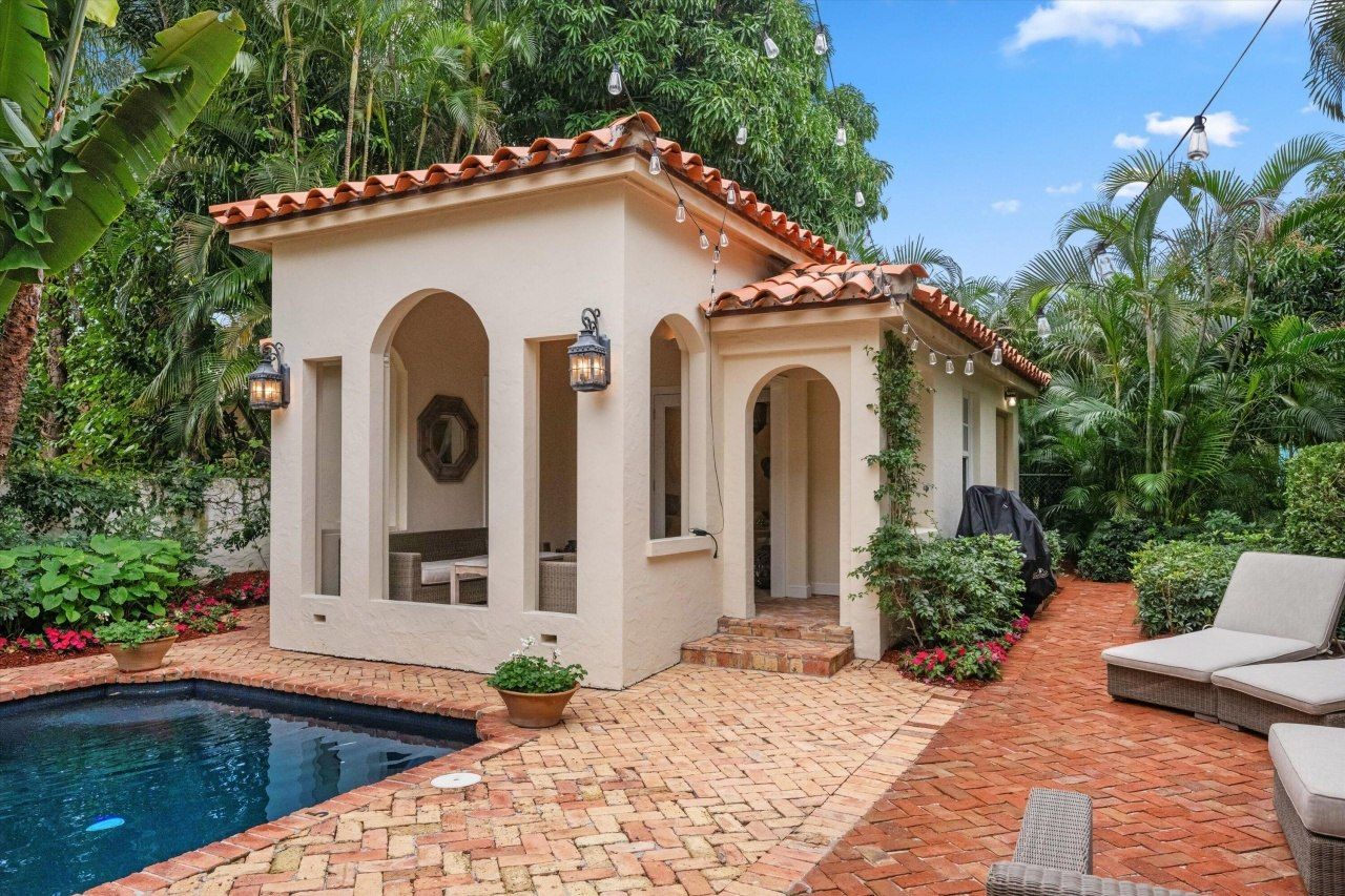 2411 Aravale Road, West Palm Beach, FL 33401 Photo