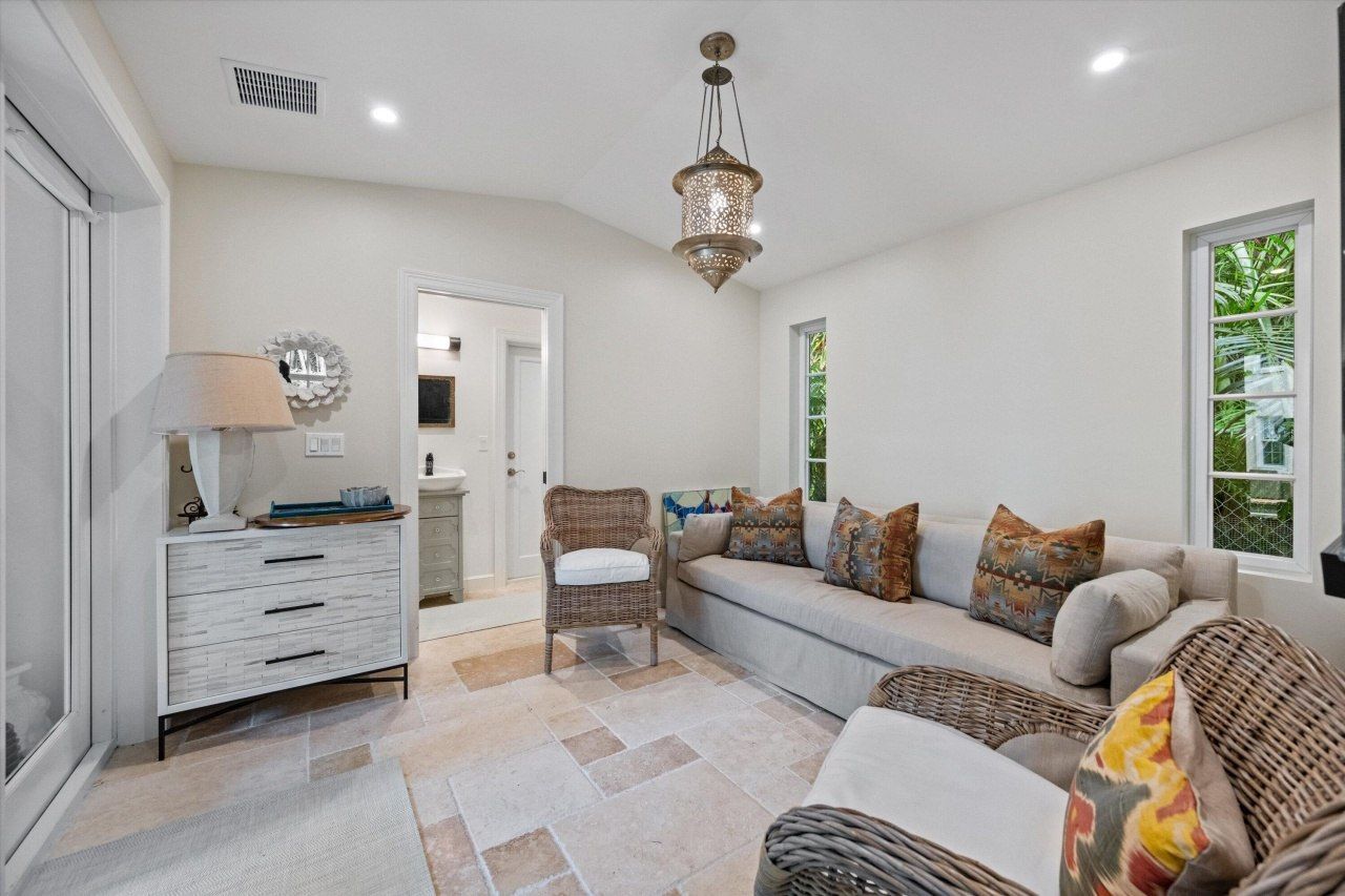 2411 Aravale Road, West Palm Beach, FL 33401 Photo