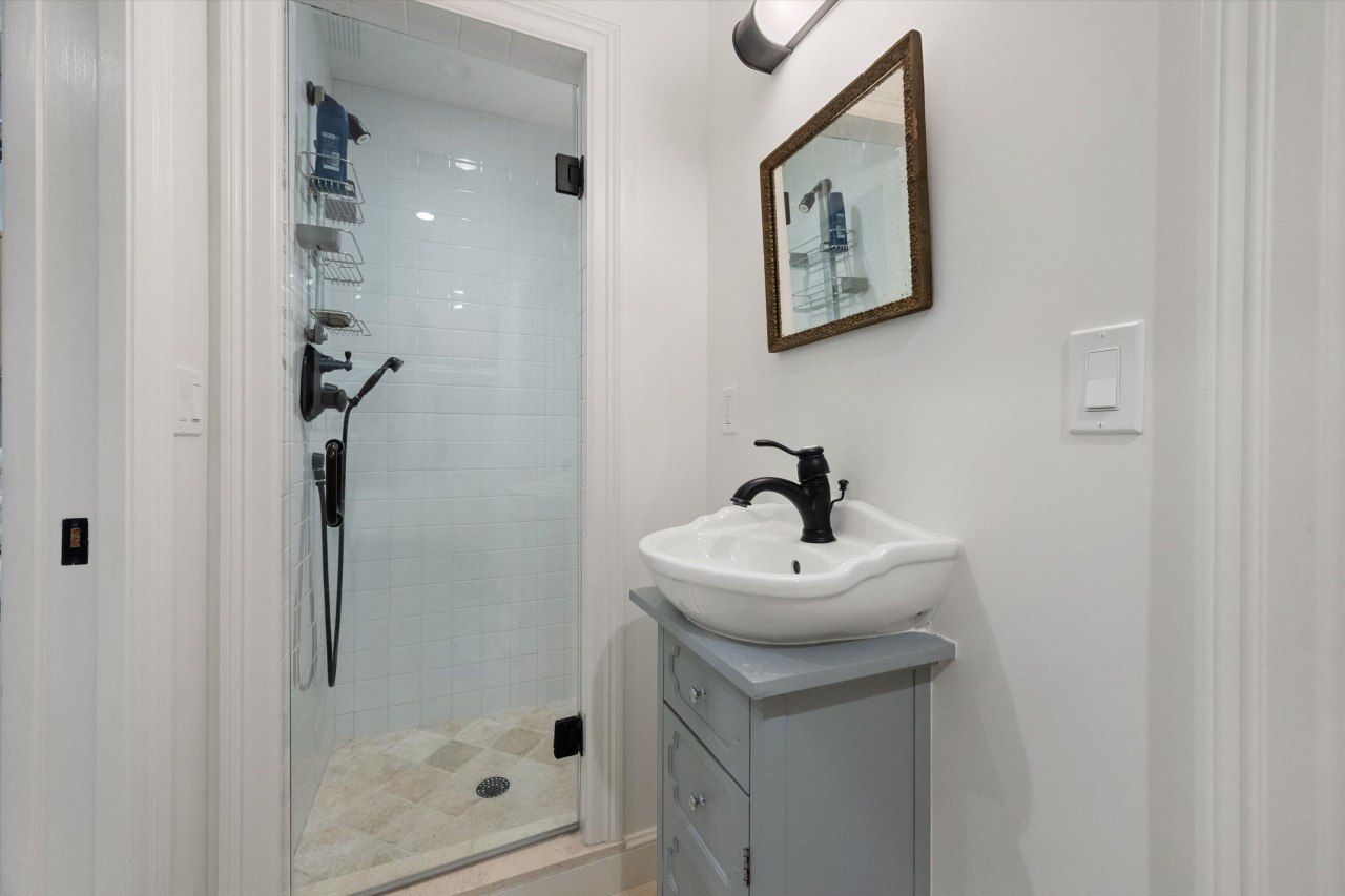 2411 Aravale Road, West Palm Beach, FL 33401 Photo