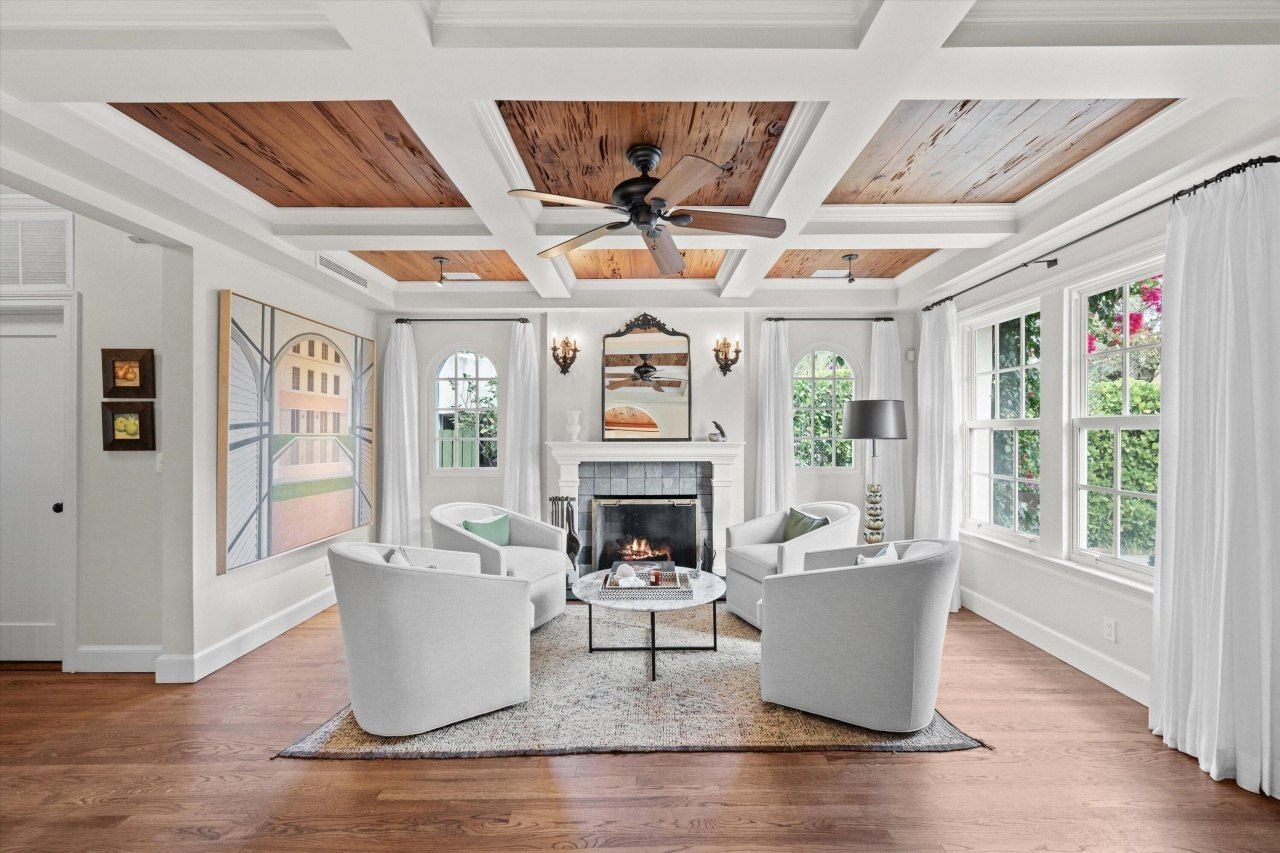 2411 Aravale Road, West Palm Beach, FL 33401 Photo