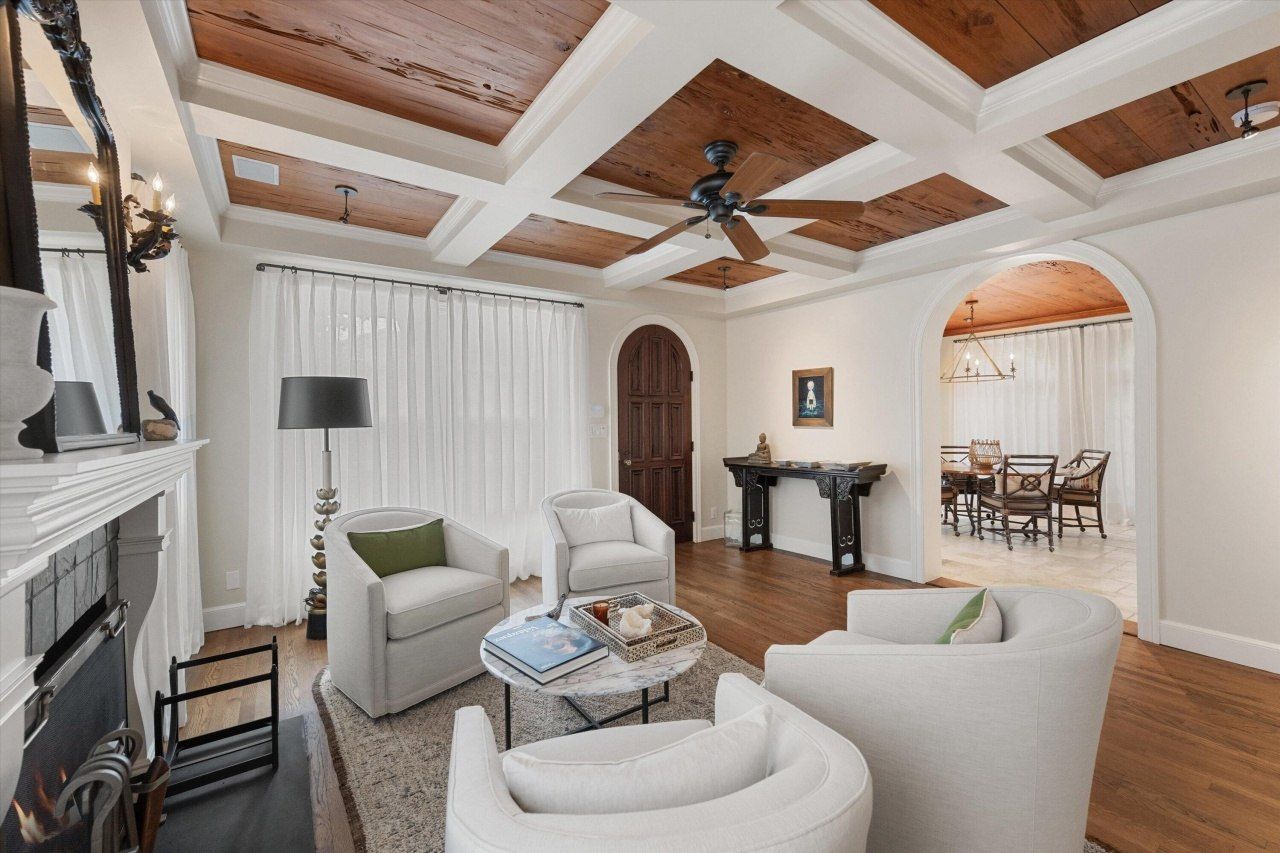 2411 Aravale Road, West Palm Beach, FL 33401 Photo