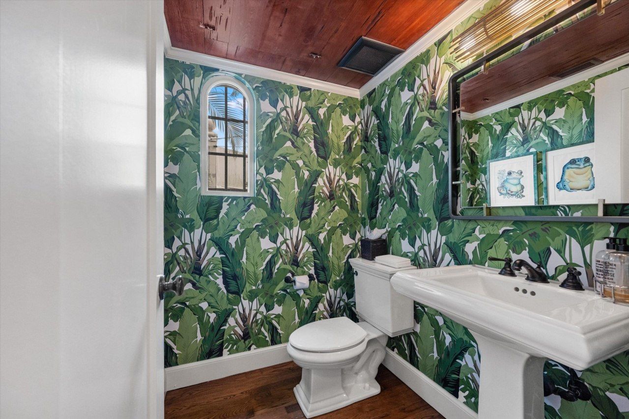 2411 Aravale Road, West Palm Beach, FL 33401 Photo