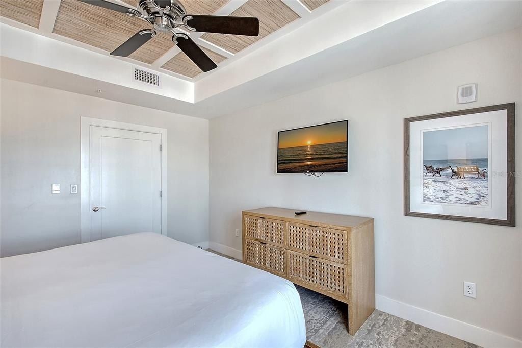 5325 Marina Drive, Unit 431, Bradenton Beach, FL 34217 Photo