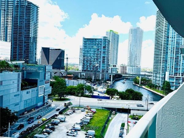 41 SE 5th St, Unit 808, Miami, FL 33131