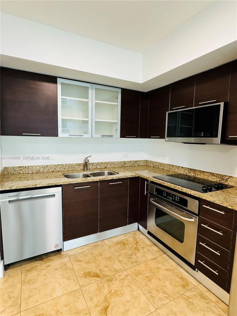41 SE 5th St, Unit 808, Miami, FL 33131 Photo