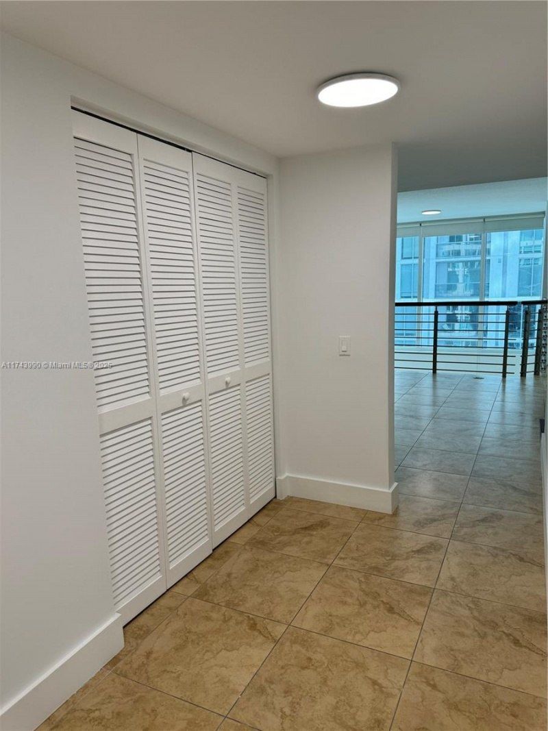 41 SE 5th St, Unit 808, Miami, FL 33131 Photo