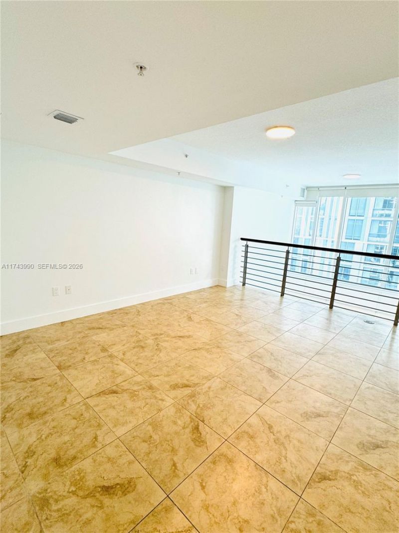 41 SE 5th St, Unit 808, Miami, FL 33131 Photo