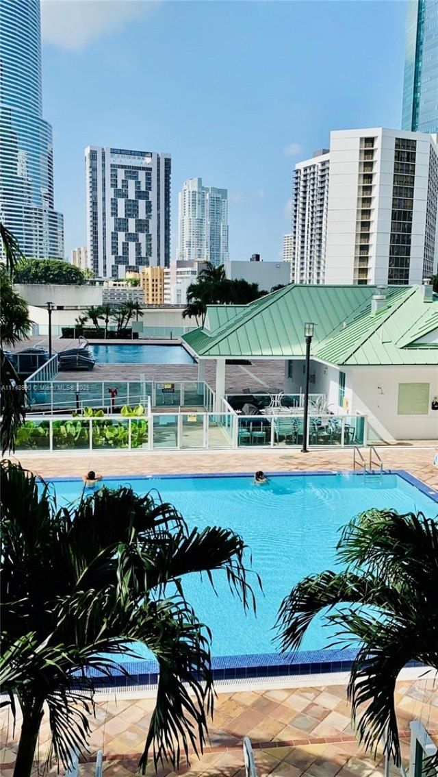 41 SE 5th St, Unit 808, Miami, FL 33131 Photo