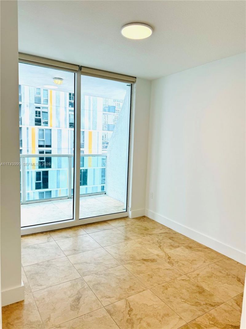 41 SE 5th St, Unit 808, Miami, FL 33131 Photo