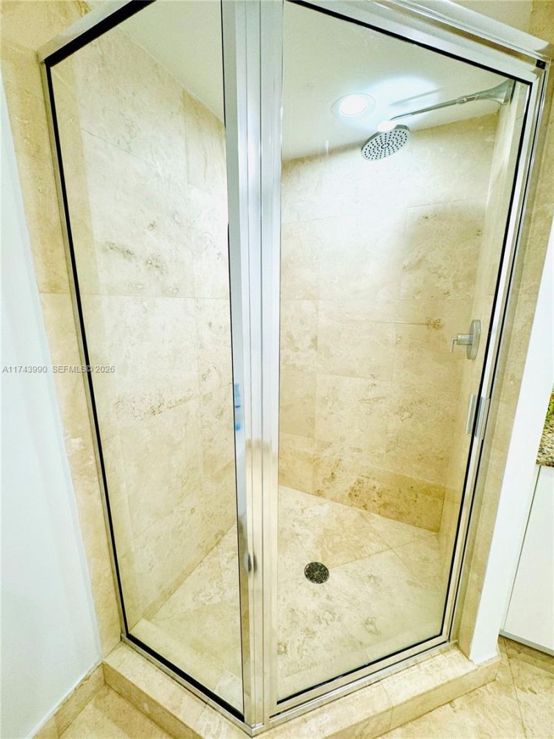 41 SE 5th St, Unit 808, Miami, FL 33131 Photo