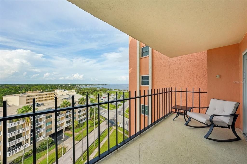 1120 N Shore Drive Ne, Unit 903, Saint Petersburg, FL 33701 Photo