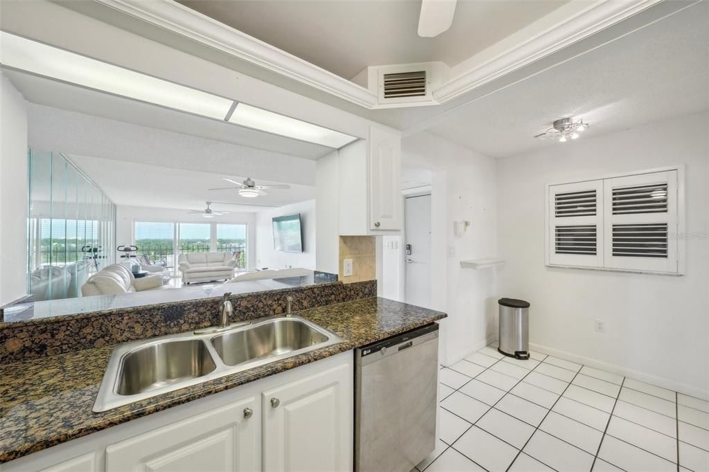1120 N Shore Drive Ne, Unit 903, Saint Petersburg, FL 33701 Photo