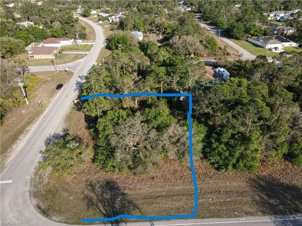 211 Bell BLVD S, LEHIGH ACRES, FL 33974
