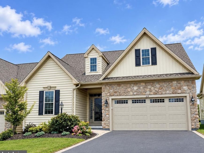 618 Greenbriar Path, Cochranville, PA 19330 Main Photo