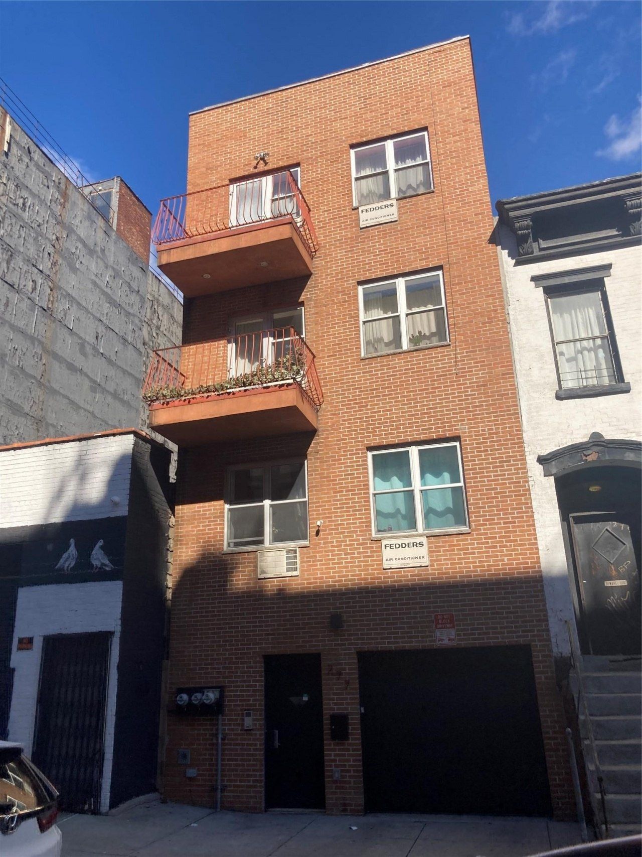 277 S 2nd Street, Brooklyn, NY 11211 Main Photo
