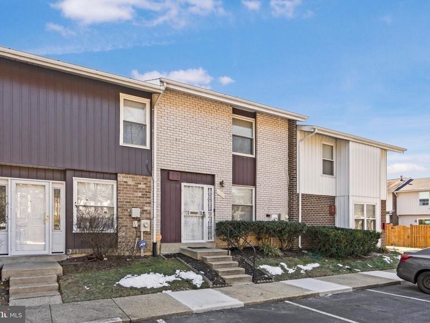 10223 Campus Way S, Unit 42, Upper Marlboro, MD 20774 Main Photo