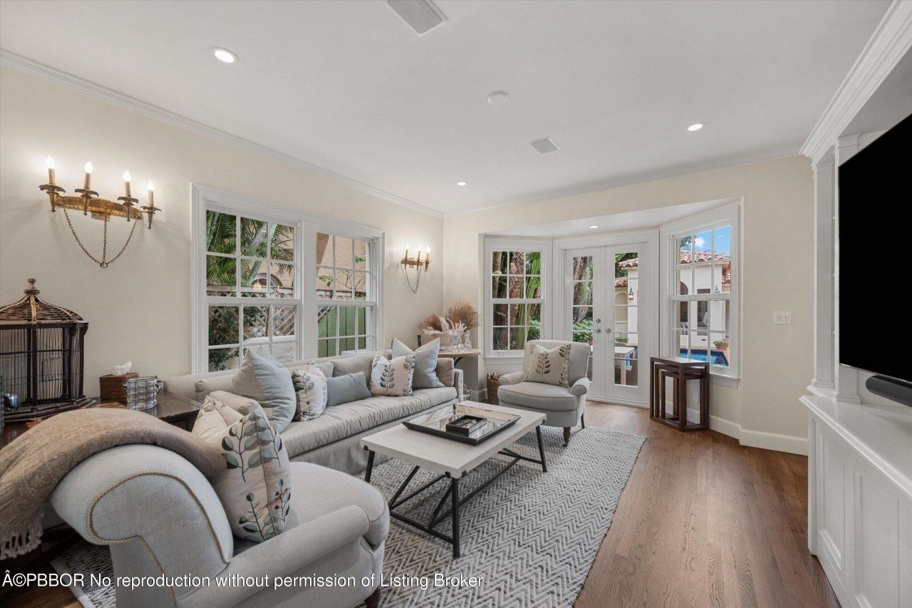 2411 Aravale Road, West Palm Beach, FL 33401 Photo