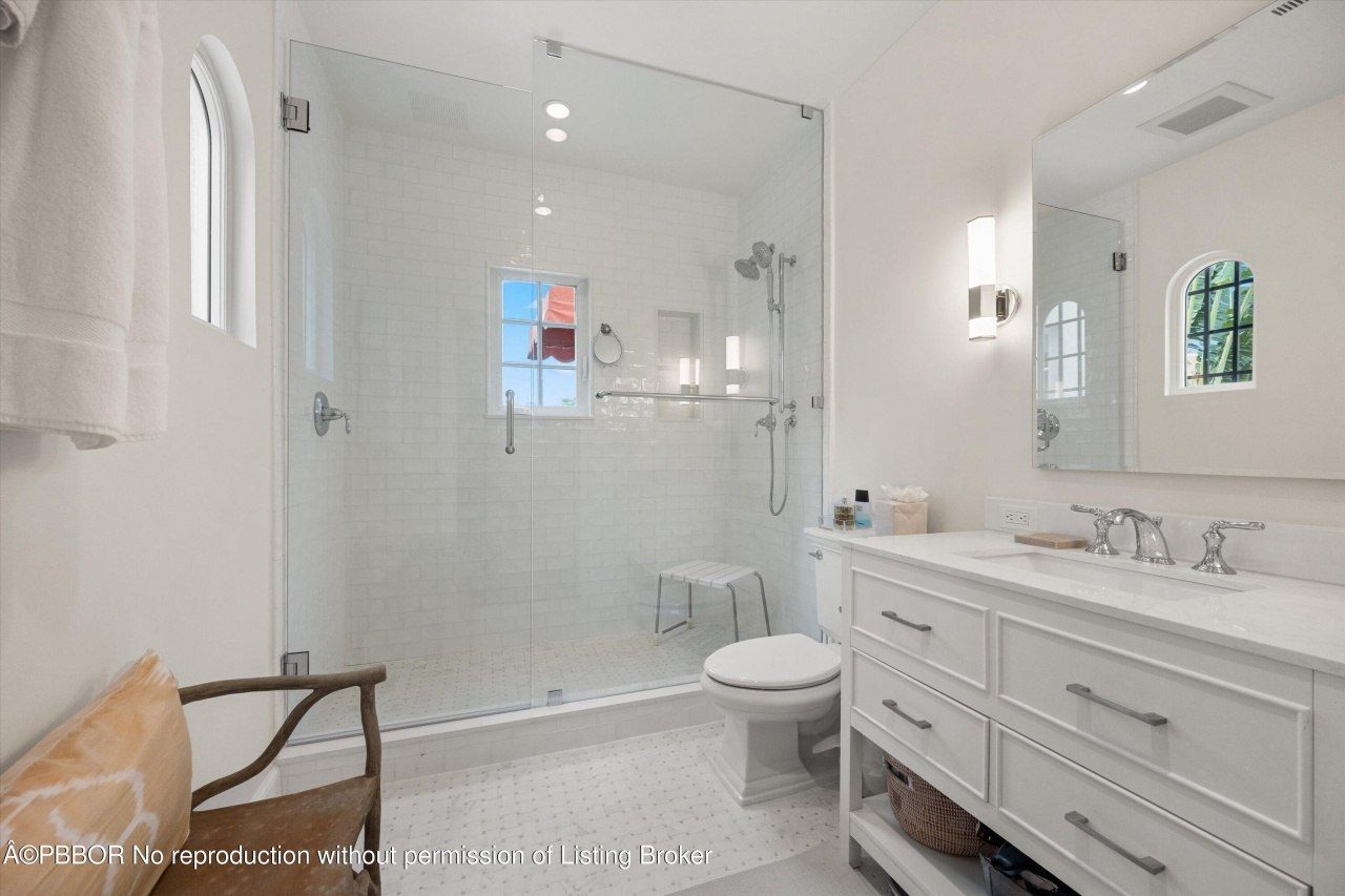 2411 Aravale Road, West Palm Beach, FL 33401 Photo