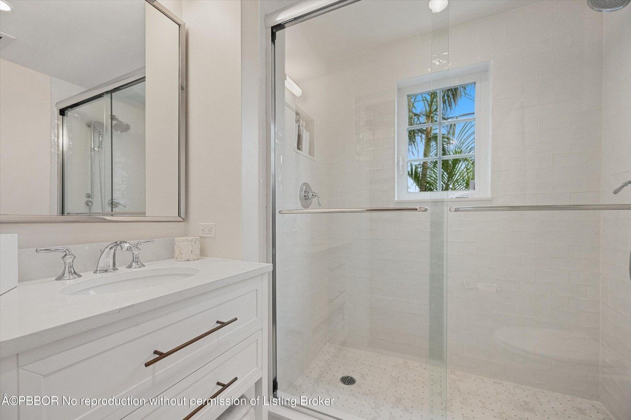 2411 Aravale Road, West Palm Beach, FL 33401 Photo