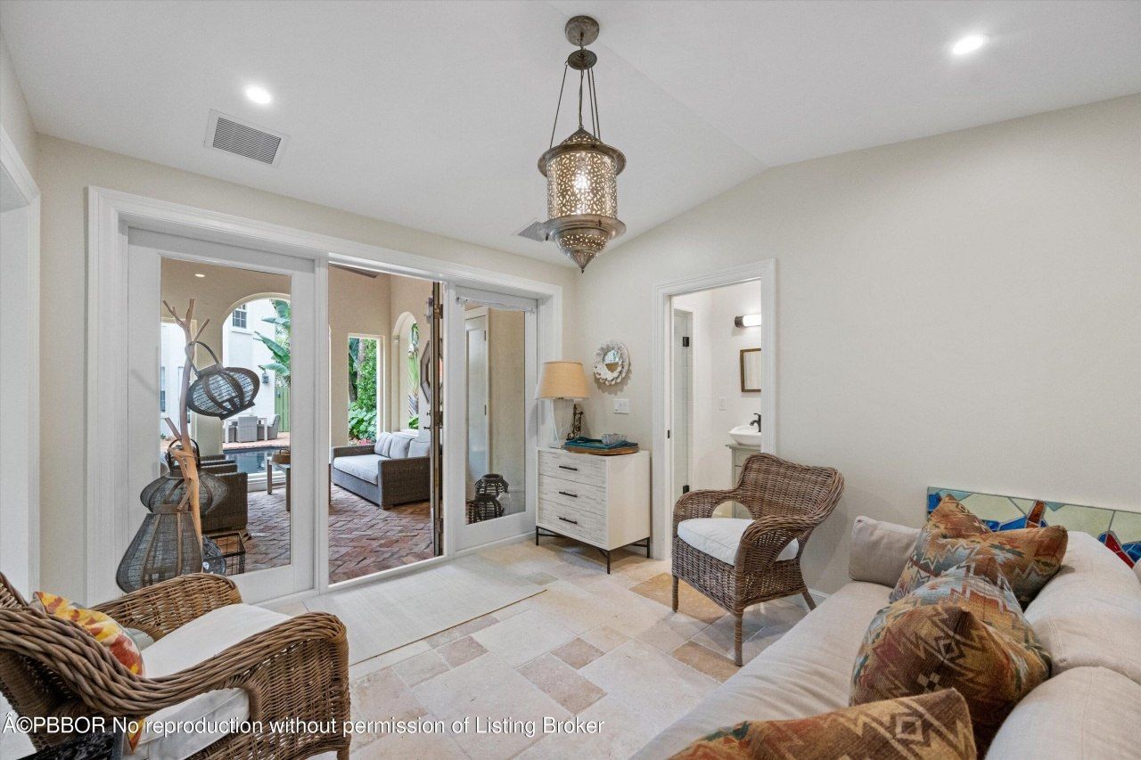 2411 Aravale Road, West Palm Beach, FL 33401 Photo